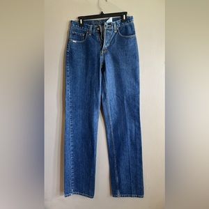 Only worn a couple times like brand new size 5 long